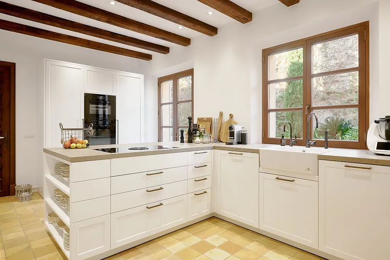 Idyllic rural villa with unique privacy - Marcel Remus Real Estate — photo 9