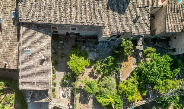 Manor house in the center of Fornalutx — photo 9