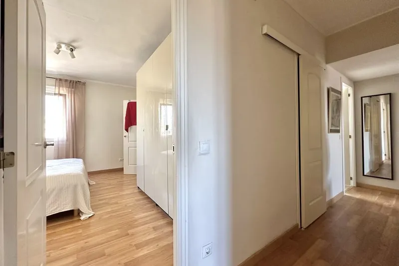 Bright apartment with terrace in Palma — photo 10