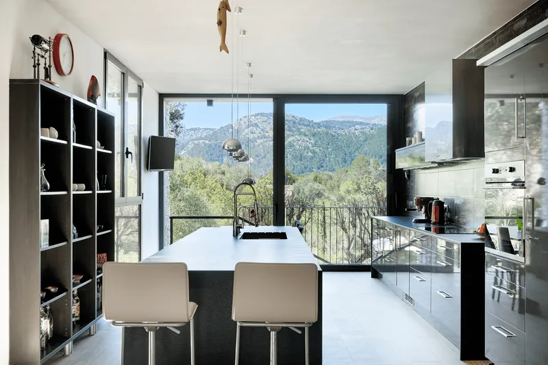 Terraced house with pool, garden, and mountain views in Campanet — photo 12