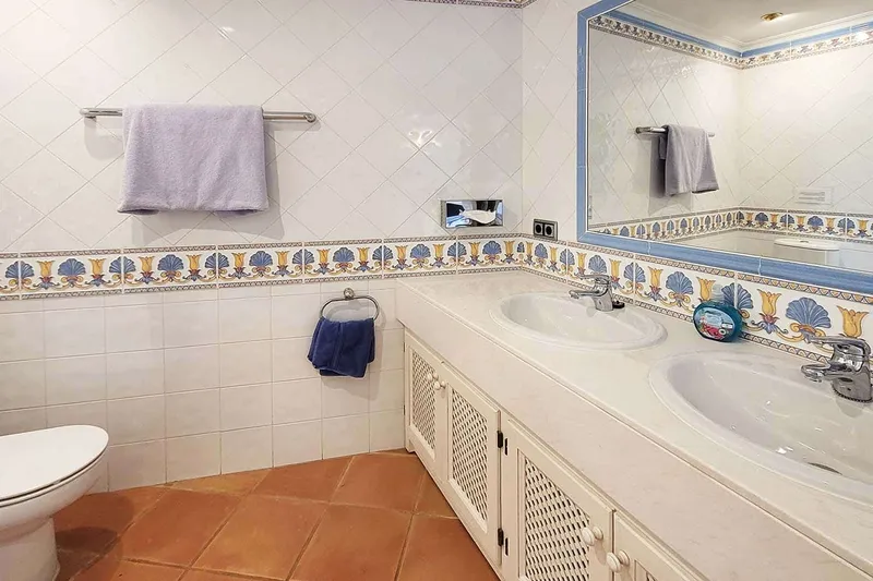 3-bedroom villa with pool for rent — photo 12