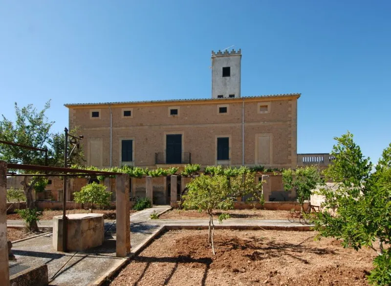 Original stately country house from 1850 in Algaida — photo 1