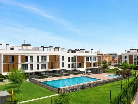 El Arenal: Renovated Duplex Penthouse with Sea Views — photo 5