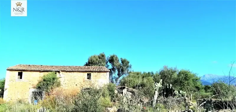 IKV00080/1. Rustic estate in Binissalem, has a 130 m2 construction built before 1956. The plot is 44000 m2, could be expanded — photo 4