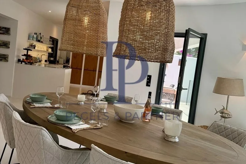 Top renovated house with rental license near the beach — photo 8
