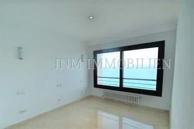 192m² semi-detached house with 5 rooms and pool for rent — photo 8