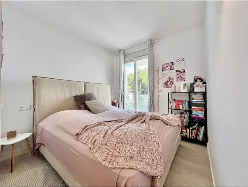 Modern 4 bedroom apartment in Palmanova - 3 minutes walk to the... — photo 11