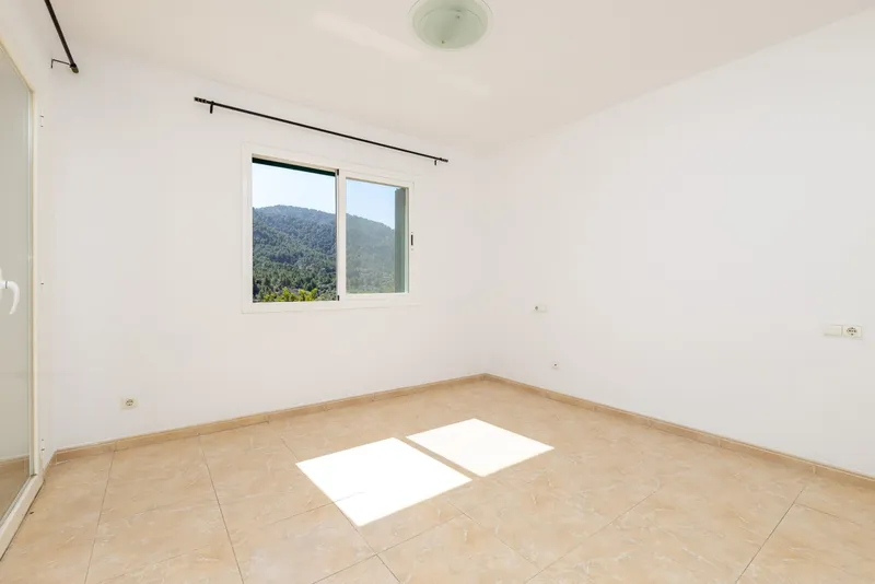 3-bedroom apartment with terrace. Parking, storage room and elevator!!! — photo 12