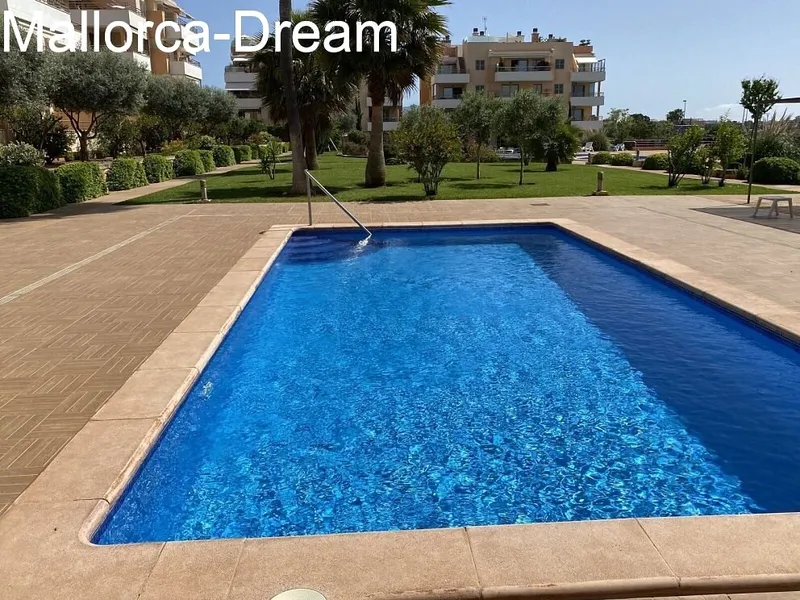 Cala Millor: 3 bedroom flat with 2 bathrooms, pool, underground parking, cellar room, air conditioning, gas central heating — photo 6