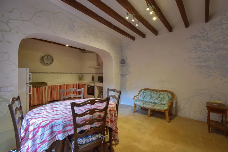 Typical Mallorcan house with a terrace and unbeatable views in the heart of Fornalutx — photo 10