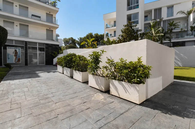 Spacious ground floor with fantastic terrace and community pool in Palmanova — photo 9