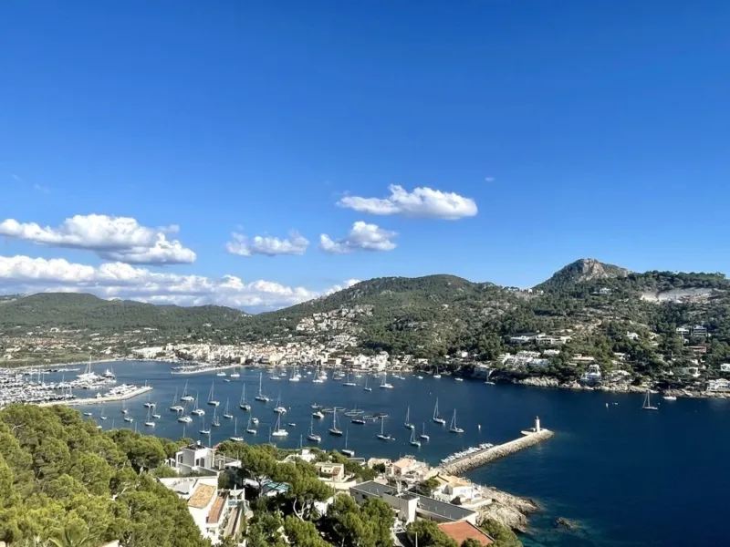 Penthouse with huge rooftop terrace and breathtaking sea and harbor views for rent in Puerto Andratx - Port d'Andratx - 2 Bedrooms, 142.28 m² — photo 1