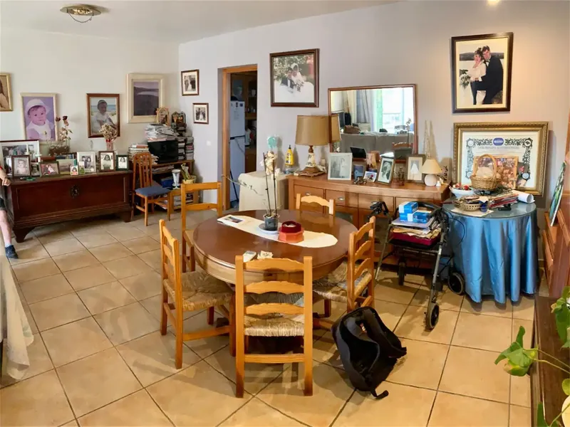 Purchase opportunity. House in very good condition, equipped and furnished. Includes underground double parking. House with two bathrooms, two bedrooms — photo 3