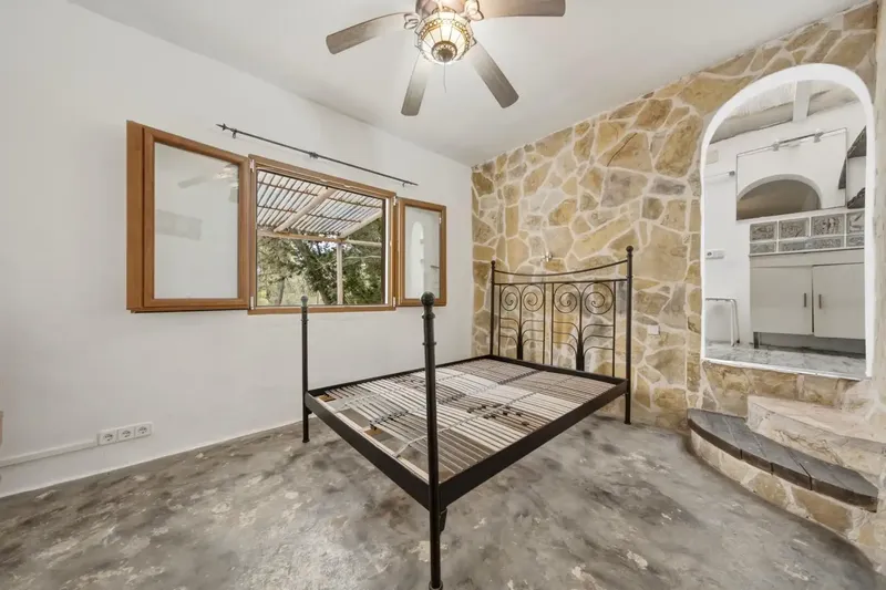Detached house in Es Caló den Boira, Cala Figuera, in a quiet natural setting — photo 12