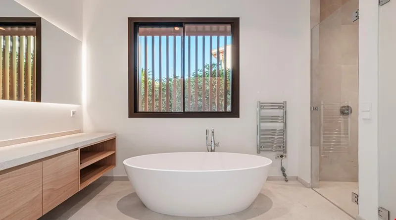 Exquisite contemporary villa with sweeping sea views and private pool in Portals Nous — photo 6