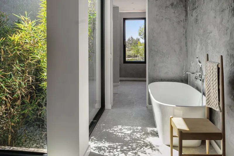 Impressive Newly Built Estate in Santa Maria — photo 7