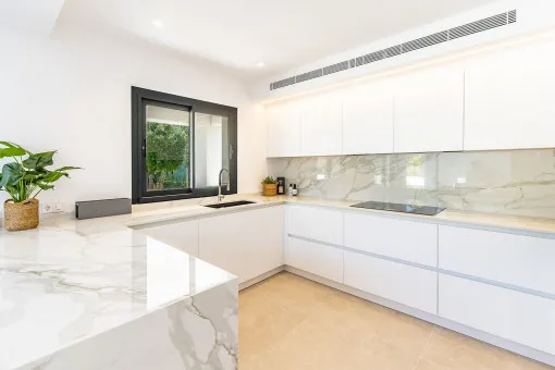 Santa Ponsa, exclusive villa with large plot and perfect southwest orientation in Nova Santa Ponsa — photo 6