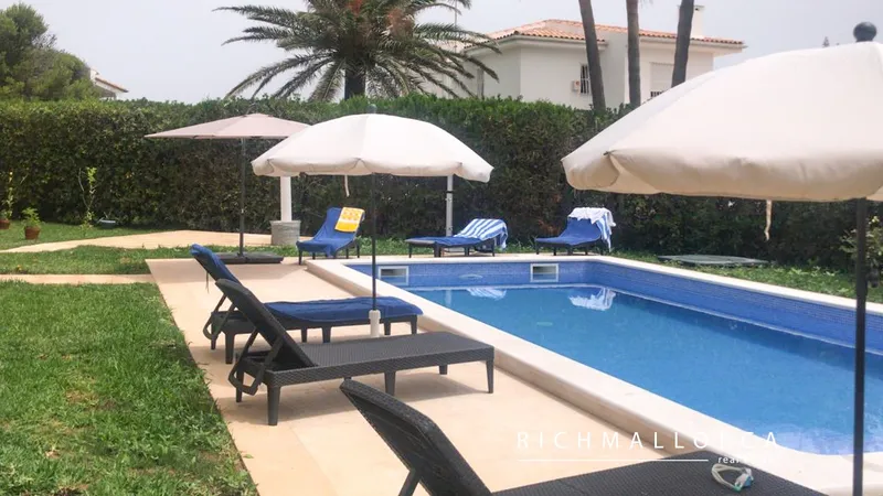 Deluxe villa with rental licence in Playa de Muro — photo 3
