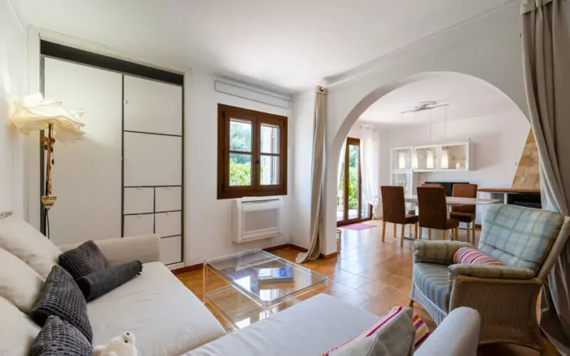 Ground-floor apartment with large garden area, fireplace and sun terrace in Cala Murada – PM07385 — photo 10