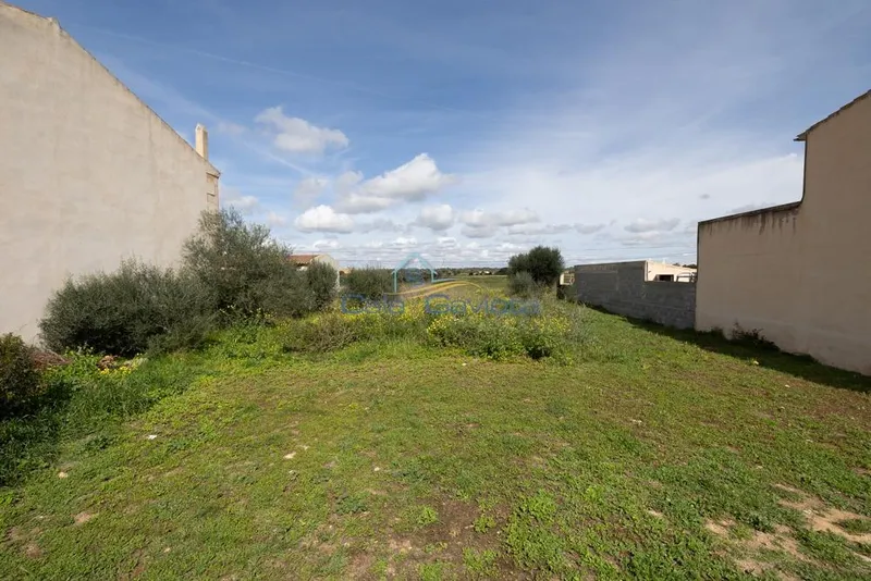 Plot — photo 2