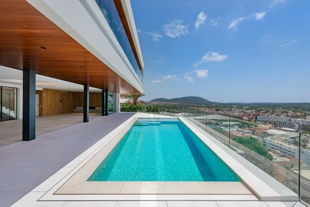 Exquisite villa with panoramic sea views for sale in Santa Ponsa, Southwest Mallorca — photo 1
