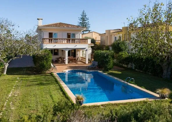 Detached house in Badia Blava-Badia Gran-Tolleric, Llucmajor — photo 1