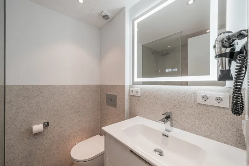 Paguera top quality apartment for sale with private terrace and sunny terraces — photo 8
