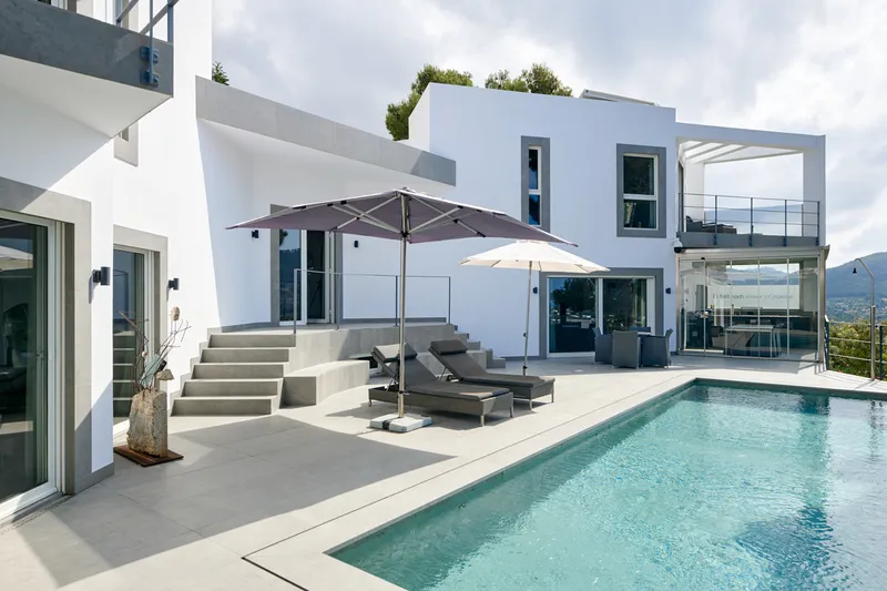 Modern villa with sea views in Montport - Marcel Remus Real Estate — photo 5
