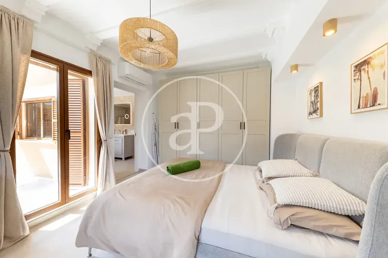 Reformed chalet with garden and mountain views in Sóller — photo 11