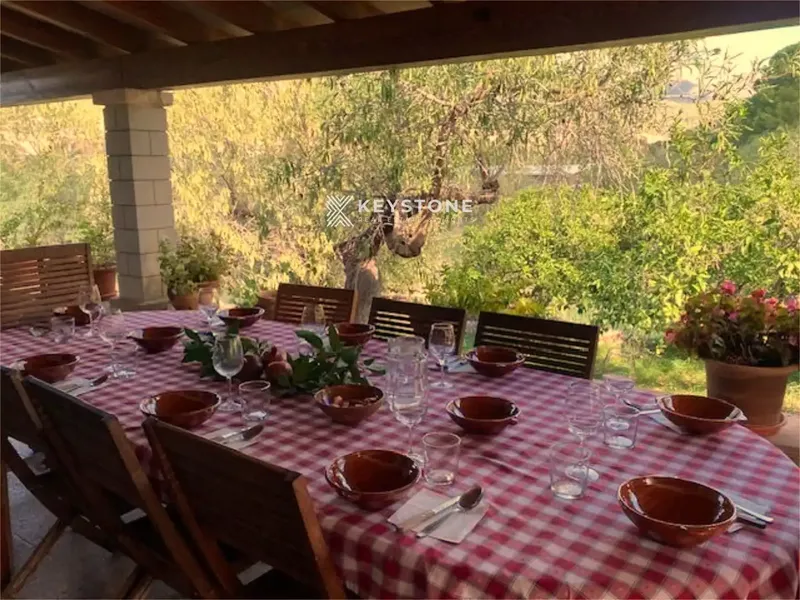 Spacious, quiet and beautiful Majorcan house in Andratx with spectacular views of the Serra de Tramuntana and everything — photo 4
