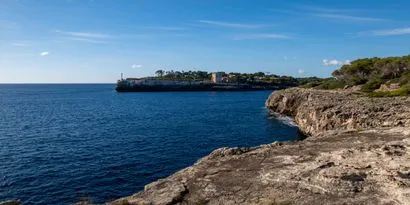 Luxury seafront villa in Porto Petro — photo 9