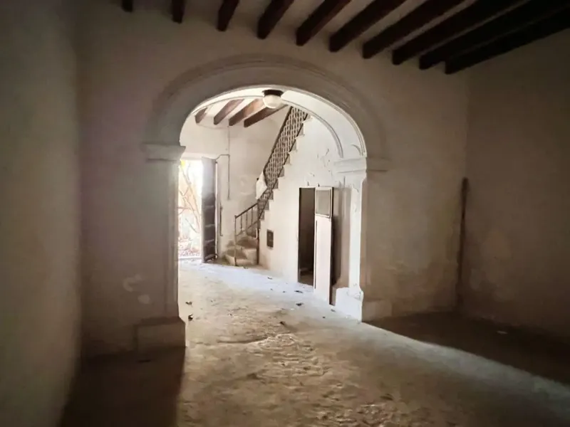 Large village house in Muro, with a large garden, the house needs renovation, 2-storey house, central. With approximately 270 m² built — photo 5