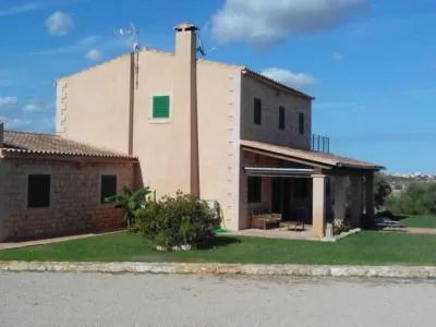 2 storey finca with pool and private well near Santanyi — photo 9