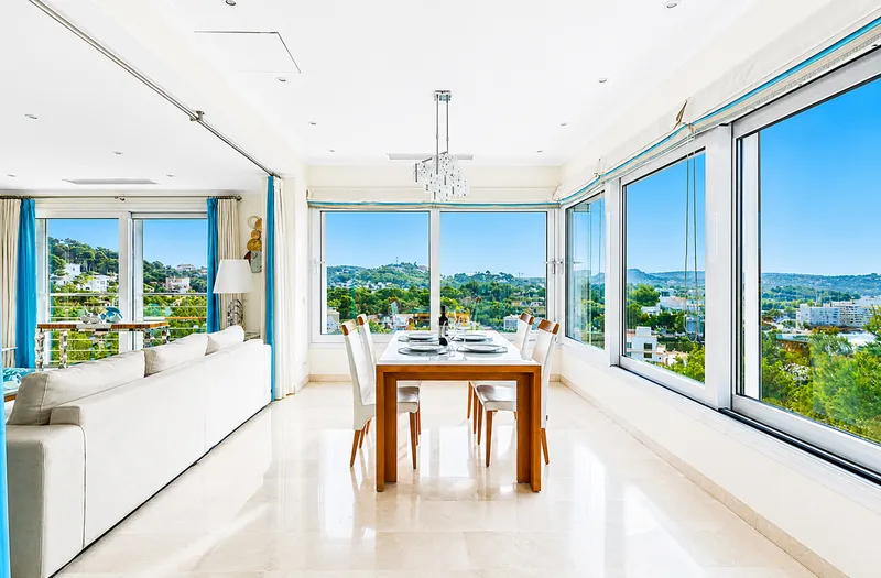 Luxury villa with sea views in Costa de la Calma — photo 8