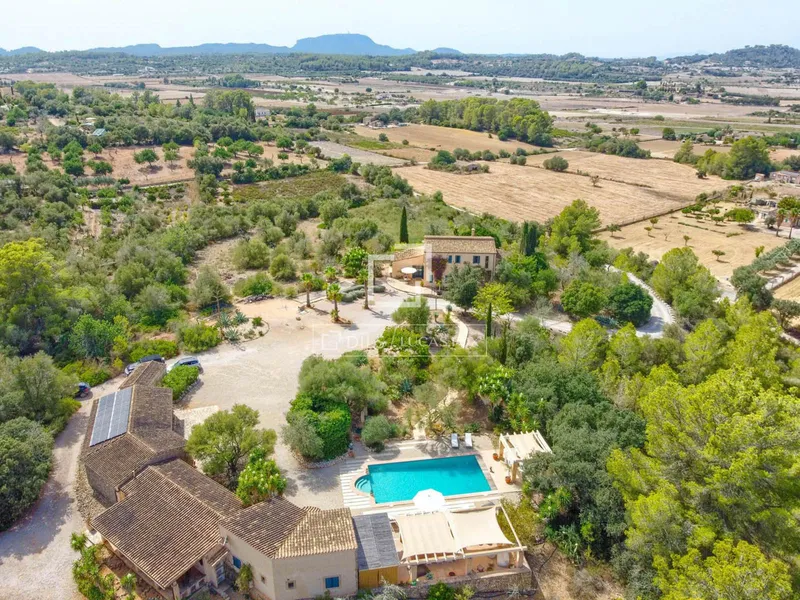 662m² house / villa for sale in Montuïri, Balearic Islands — photo 1