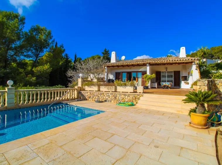 Ref. 2435V – Camp de Mar – Lovely villa with pool in quiet area — photo 1