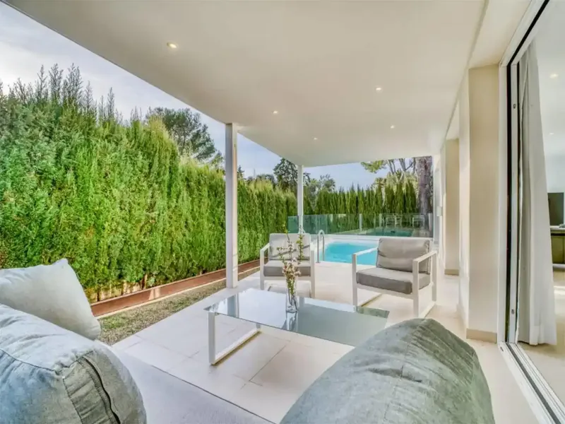 La espectacular casa se encuentra en Alcudia, nueva, con estructura, interiores y ambiente moderno. Equipada con todo detalle para unas vaca — photo 2