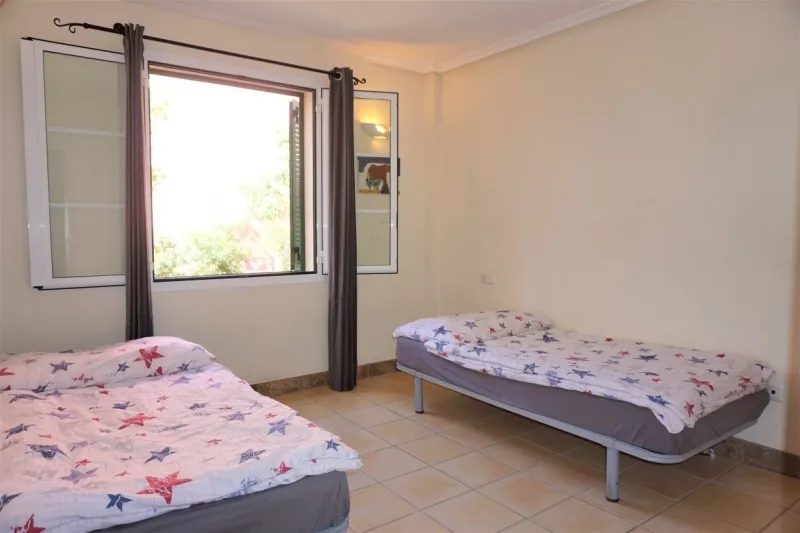 Row house within walking distance to the beach in Santa Ponsa — photo 12
