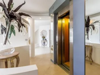 Exclusive: Residential house with holiday license and premises in Puerto Alcudia — photo 11