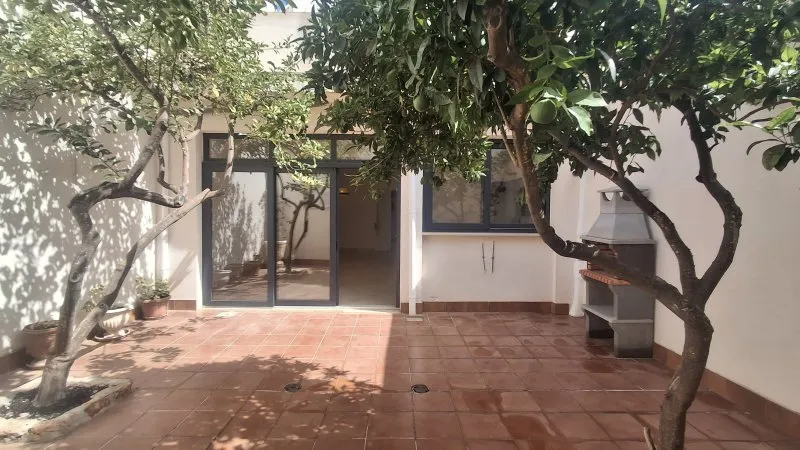 Renovated and large village house with courtyard, terraces in Porreres --- DH 25 — photo 1