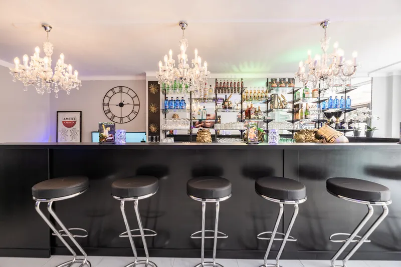 For Sale! Newly Renovated Bar with Terrace and Licence in Most Wanted Area of Magaluf — photo 2