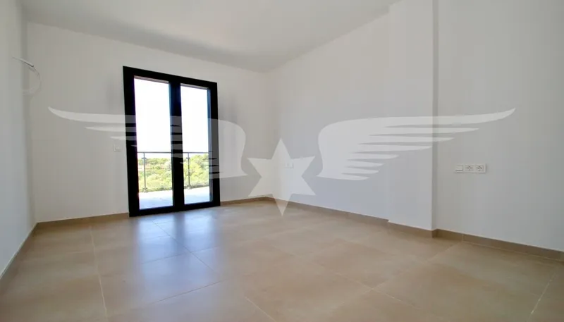 New-build penthouse with XL roof terrace and pool area — photo 8