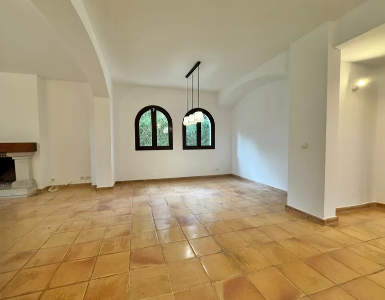 Sold - Villa in residential complex Nova Santa Ponsa / Port Adriano — photo 2