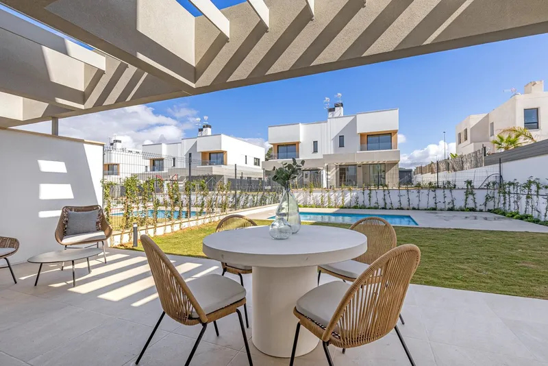New build in Puig de Ros - Ready-to-move-in semi-detached houses with pool — photo 2