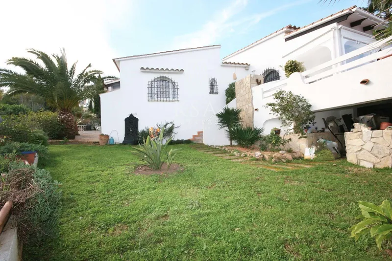 House — photo 3