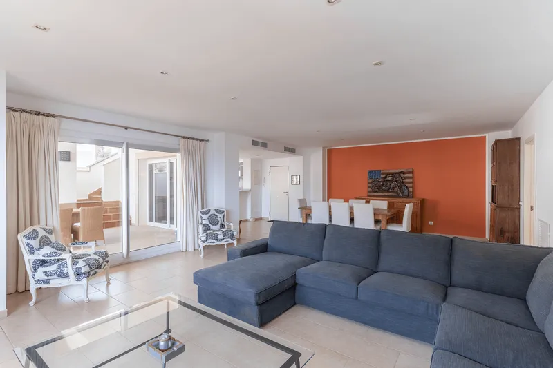 Penthouse with sea views in Puerto de Andratx — photo 9