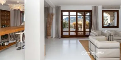 Inmobiliaria picture 0 Ref. Nº. 84310 — photo 11