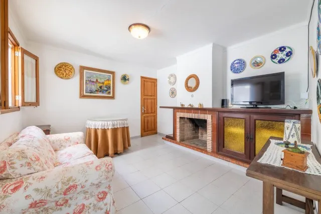 Town house to refurbish for sale in Pollensa, Mallorca — photo 1