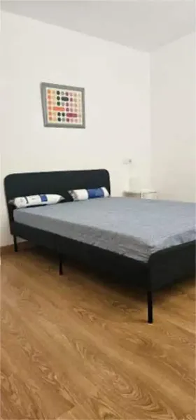 Bonito piso, con piscina y jardines comunitario a 50 metros de la playa, 1 habitación, cocinasalón, baño y terraza. Amueblado con lavadora,  — photo 4