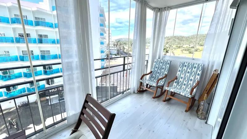 Apartment in Palmanova renovated with sea views — photo 5